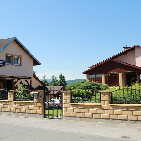 Penzion Ivana Valašské Meziříčí Buitenkant foto